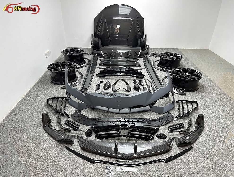 Performante Style Auto Car Dry Carbon Fiber + PP Material Body Kit With Hood Bumper Wheel Rims for Lambo URUS Kit 2018-2021