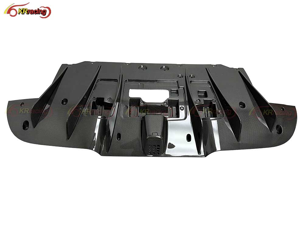 High Quality Novit Style Dry Carbon Fiber Rear Diffuser Lip for Ferrari 488 GTB Spider 2015-2018 Body Kit Parts