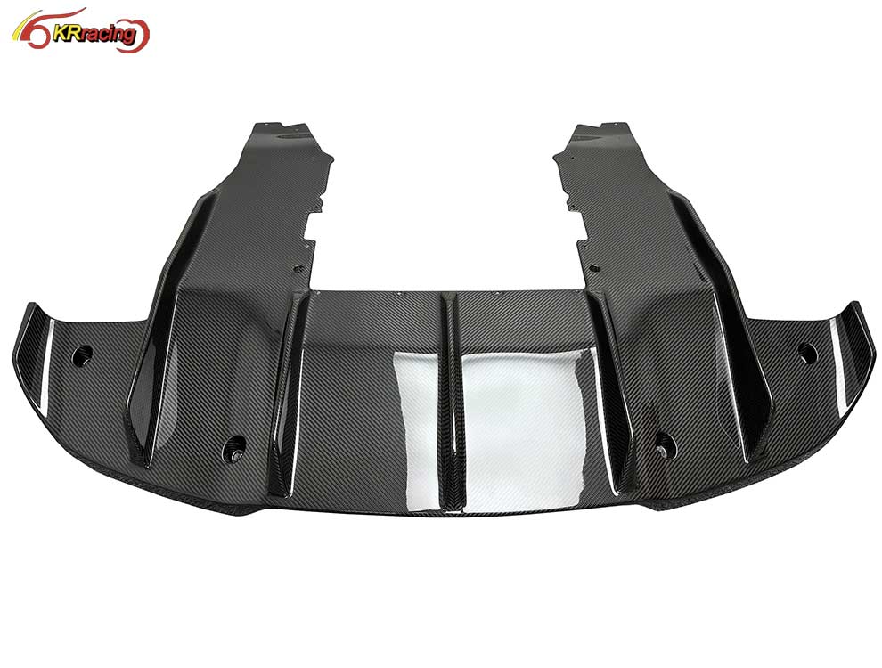 High Quality R Style Dry Carbon Fiber Car Rear Bumper Rear Diffuser Lip for Mclaren 720S 2015-2018 Carbon Diffuser